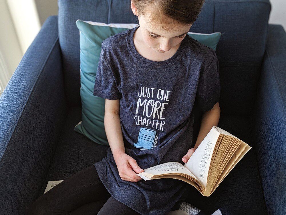 Just One More Chapter - the perfect shirt for book lovers!